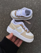 Load image into Gallery viewer, Toddlers - Beige tones AF1