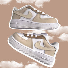 Load image into Gallery viewer, Toddlers - Beige tones AF1